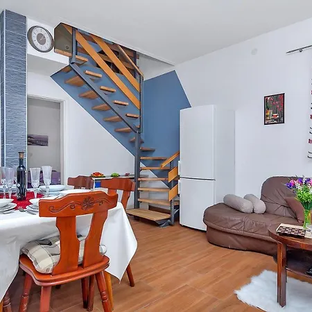 Ctma214/ Holiday With Private Pool
